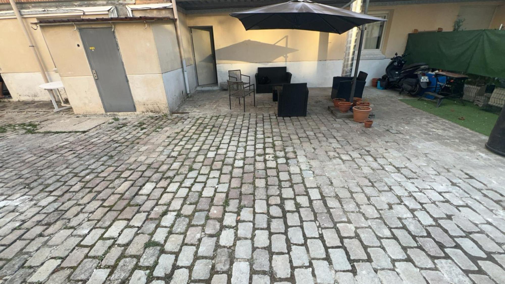 Studio A 2 Arret De Paris Pierrefitte-sur-Seine Buitenkant foto